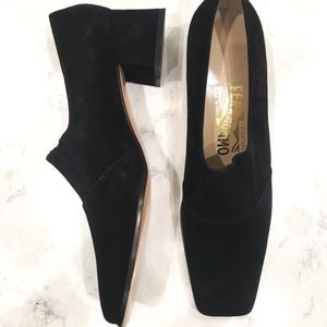 Vintagel Salvatore Ferragamo Pump